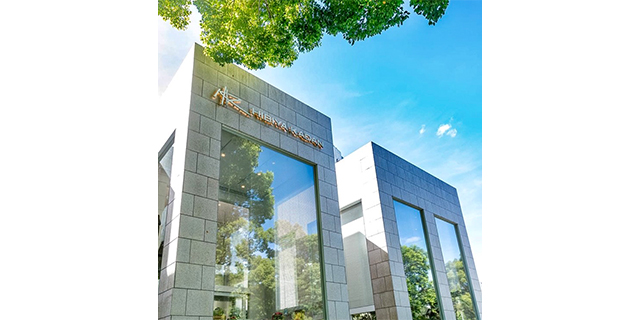 株式会社 日比谷花壇 日比谷公園店 店内の写真